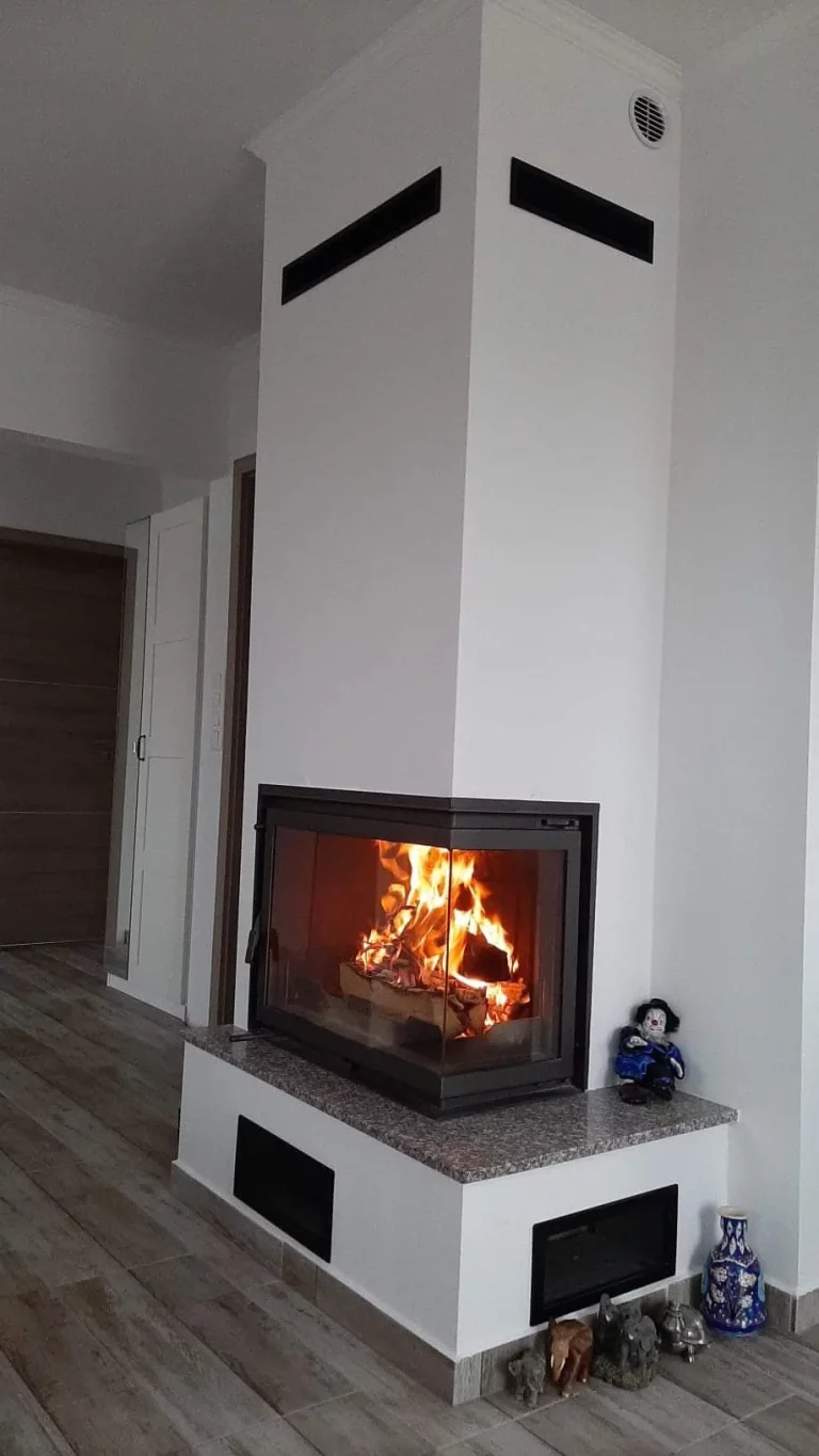 Pilis-S-M modern sarok légfűtéses kandallóbeté